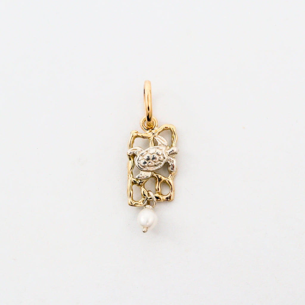 Coral Bay Jewels – Two-Tone Coral Reef Turtle Drop Pendant
