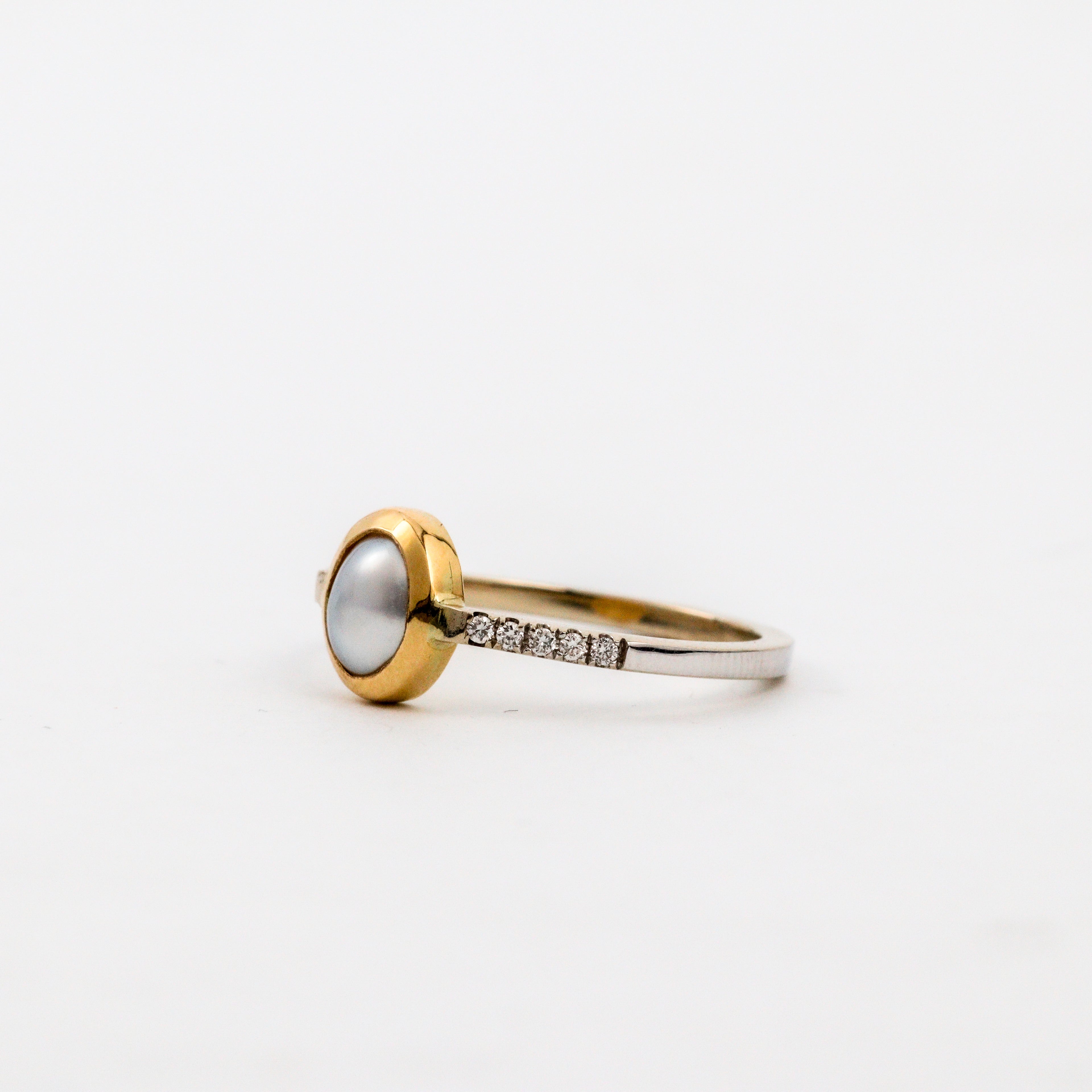 Coral Bay Jewels – White & Yellow Gold Broome Keshi Pearl & Diamond Ring