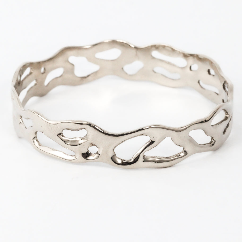 Coral Bay Jewels – “Lana” White Gold Coral Reef Bangle