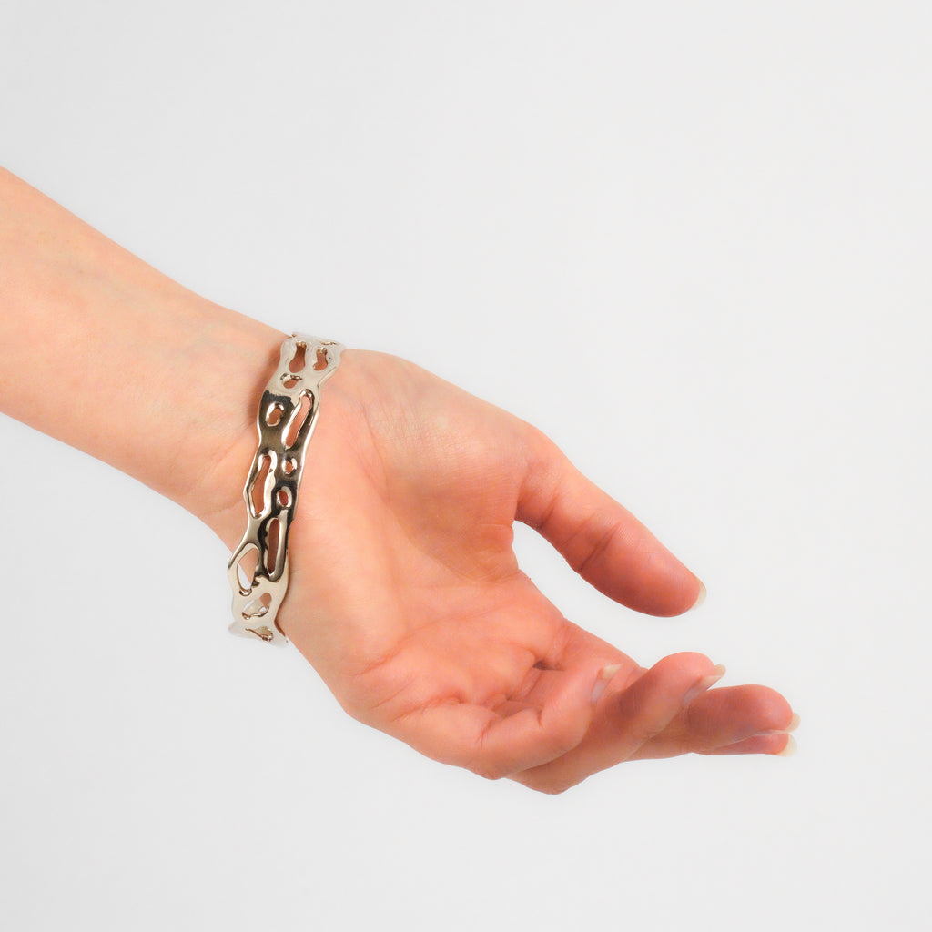 Coral Bay Jewels – “Lana” White Gold Coral Reef Bangle