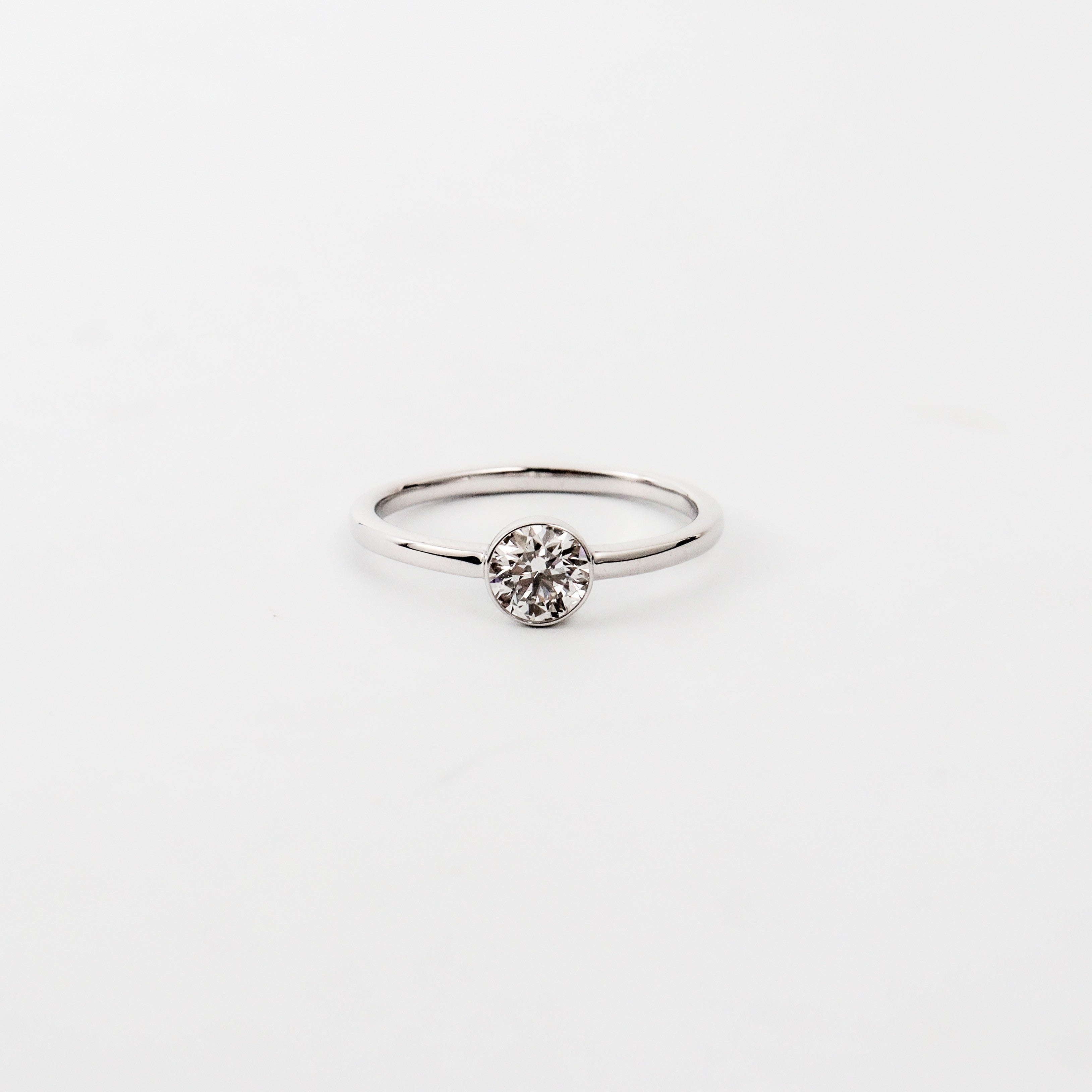 Leon Baker – White Gold Lab Diamond Bezel Ring