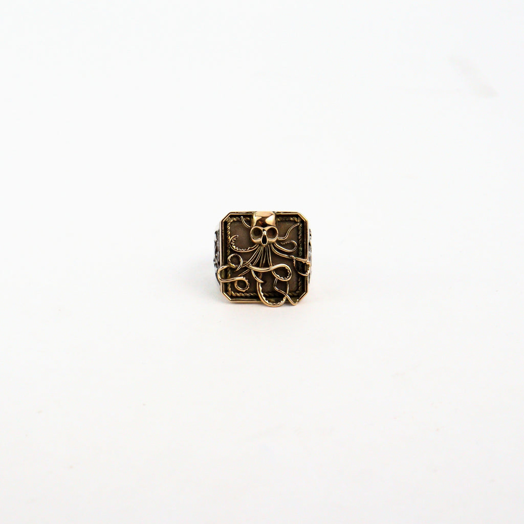 Coral Bay Jewels – Kraken Signet Ring