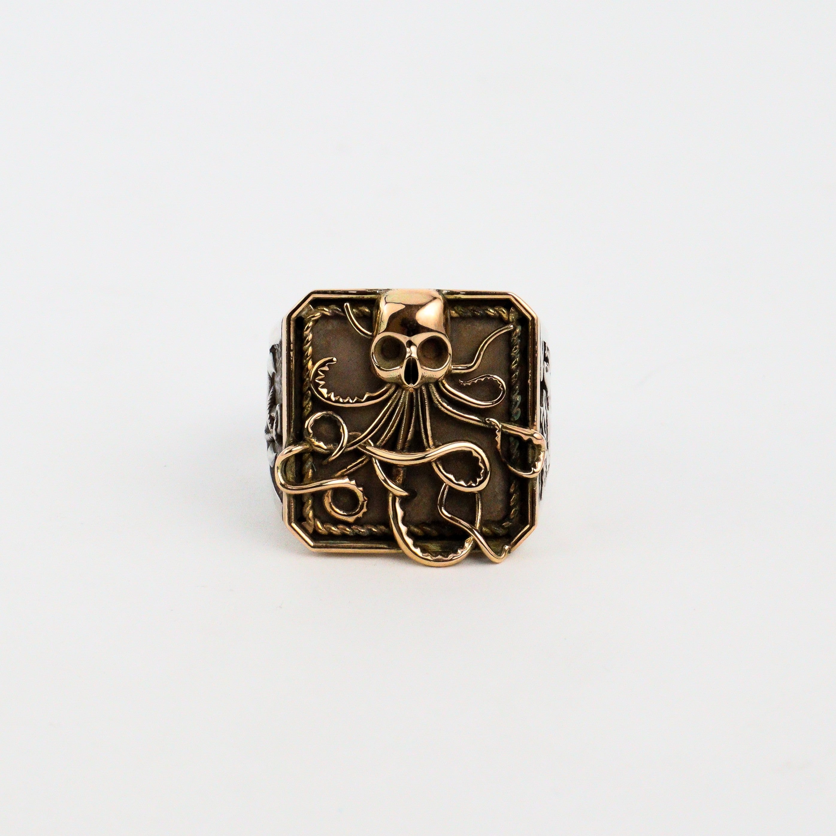 Coral Bay Jewels – Kraken Signet Ring