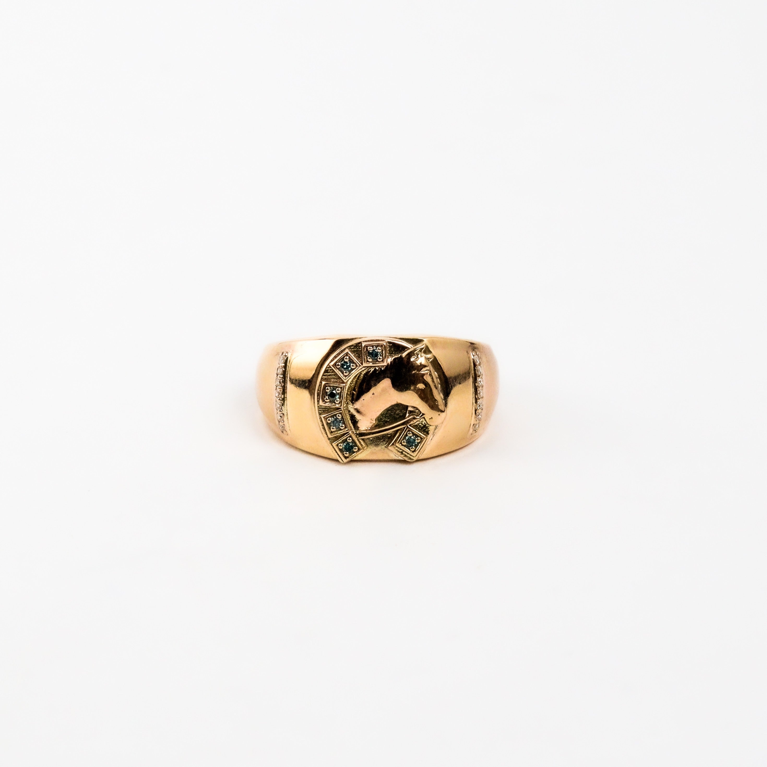 Leon Baker – Gold Horse Ring