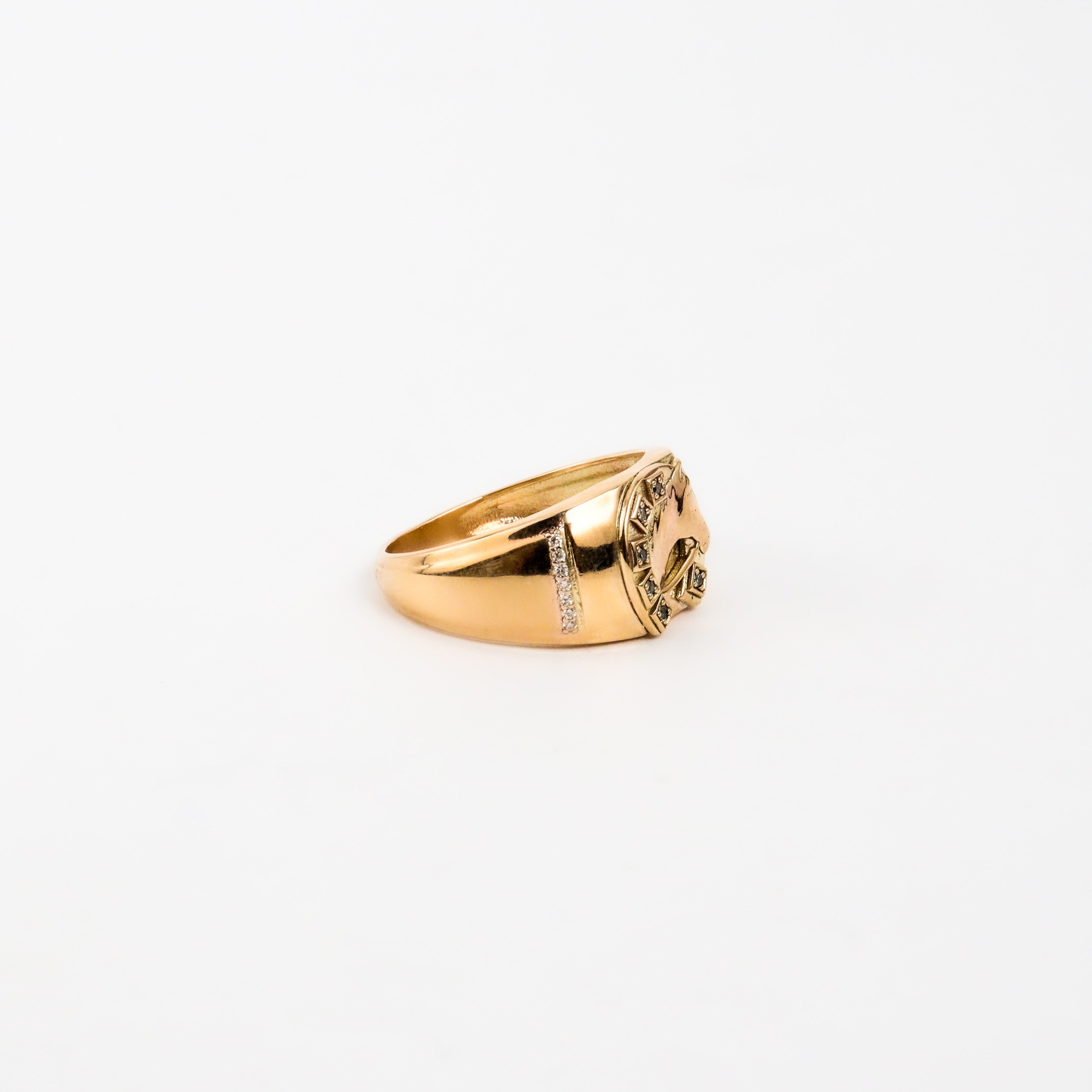 Leon Baker – Gold Horse Ring