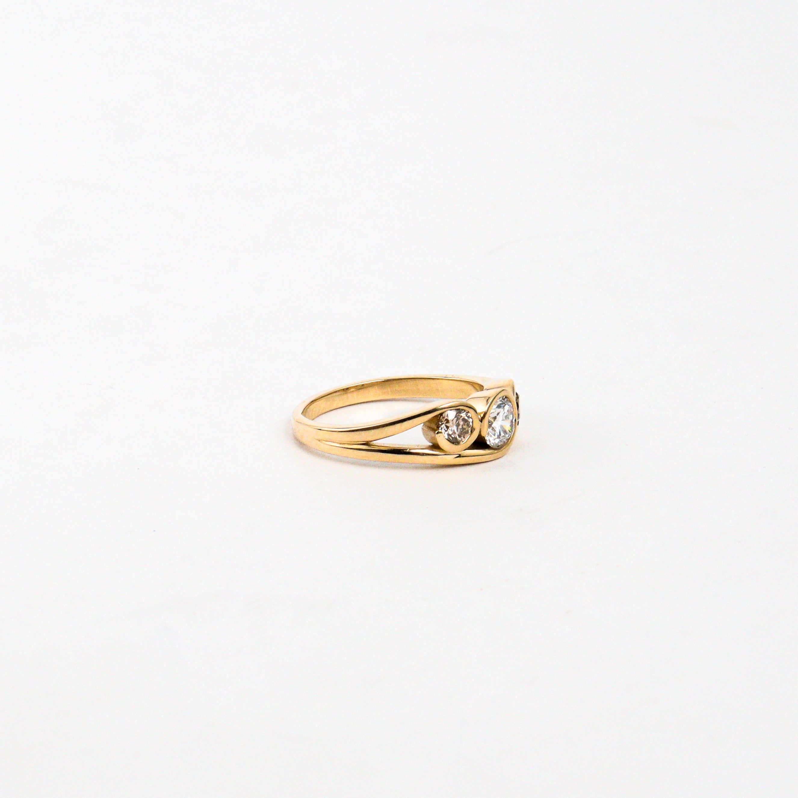 Leon Baker - Gold Trilogy Diamond Ring