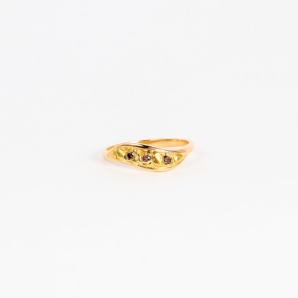 Leon Baker – 18K Yellow Gold Triple Champagne Diamond Ring