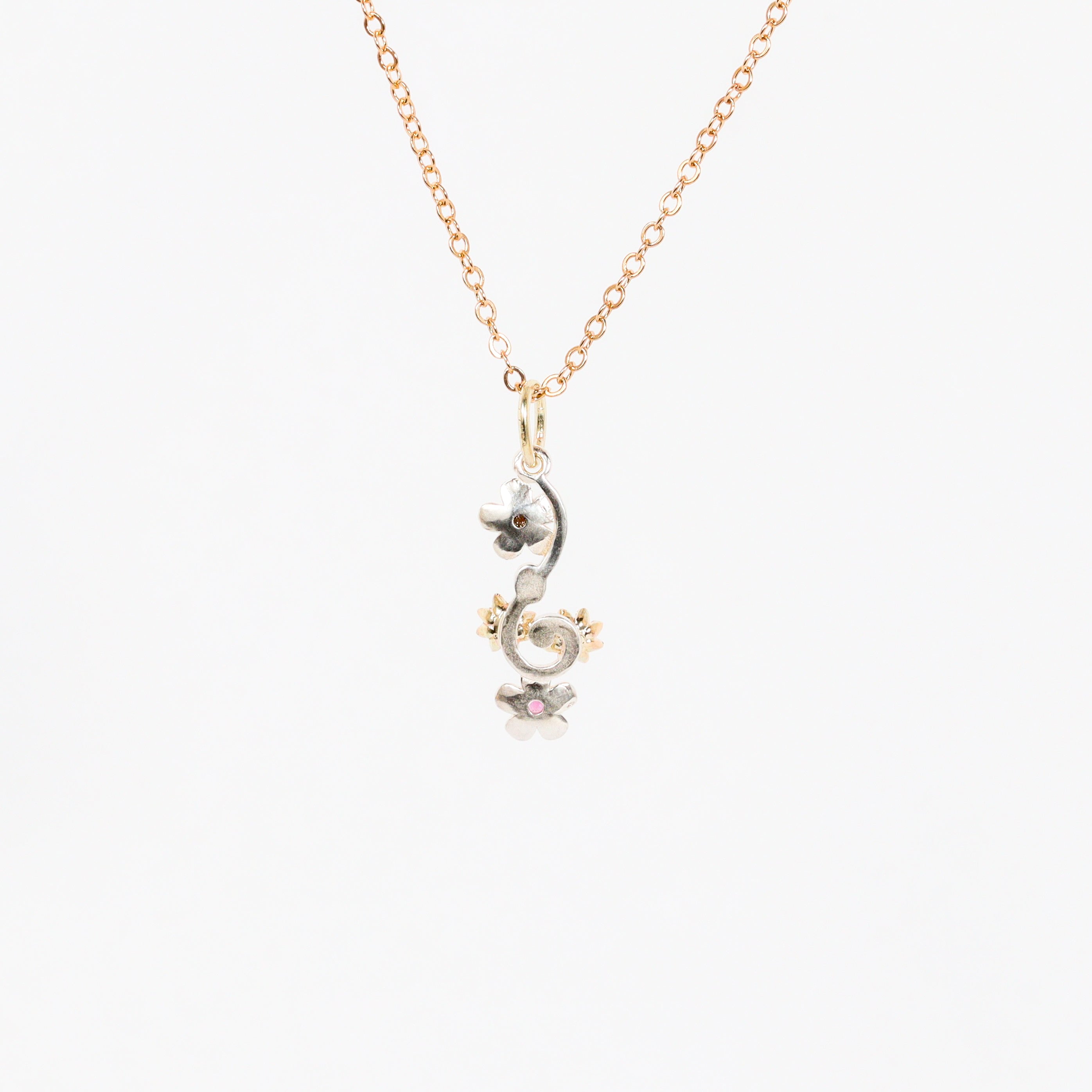 Leon Baker – Sterling Silver & 9K Yellow Gold Wildflower Pendant