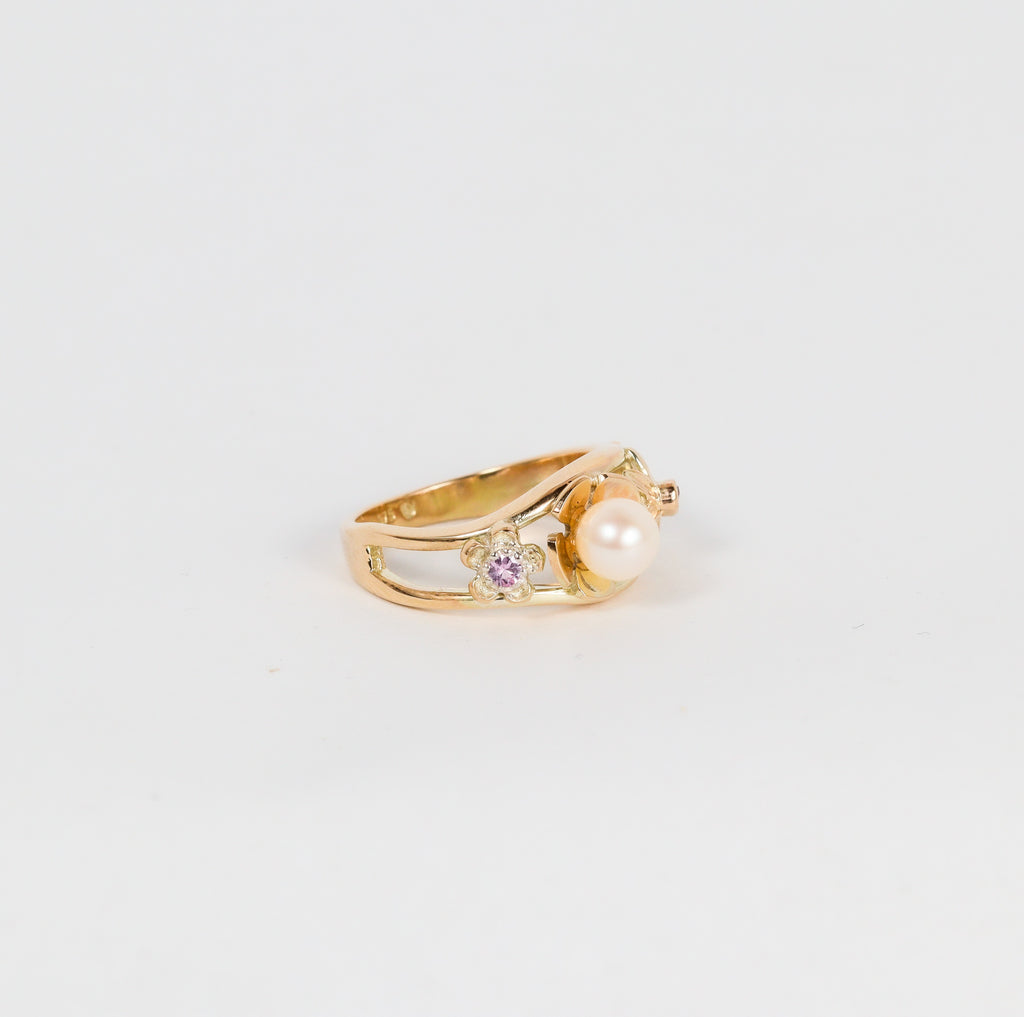 Leon Baker – Geraldton Wax Wildflower Ring