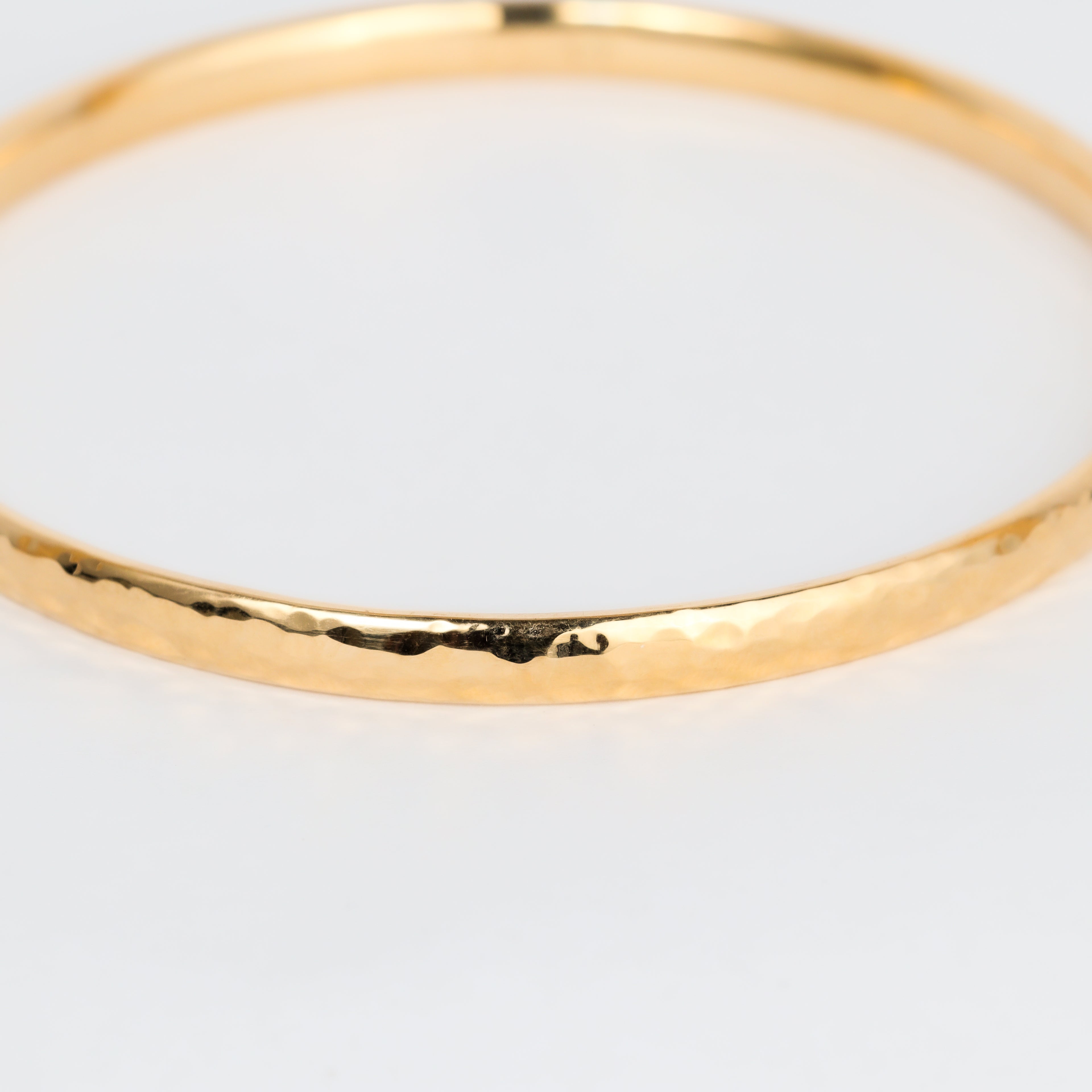 Leon Baker – 9K Gold Beaten Half-Round Bangle