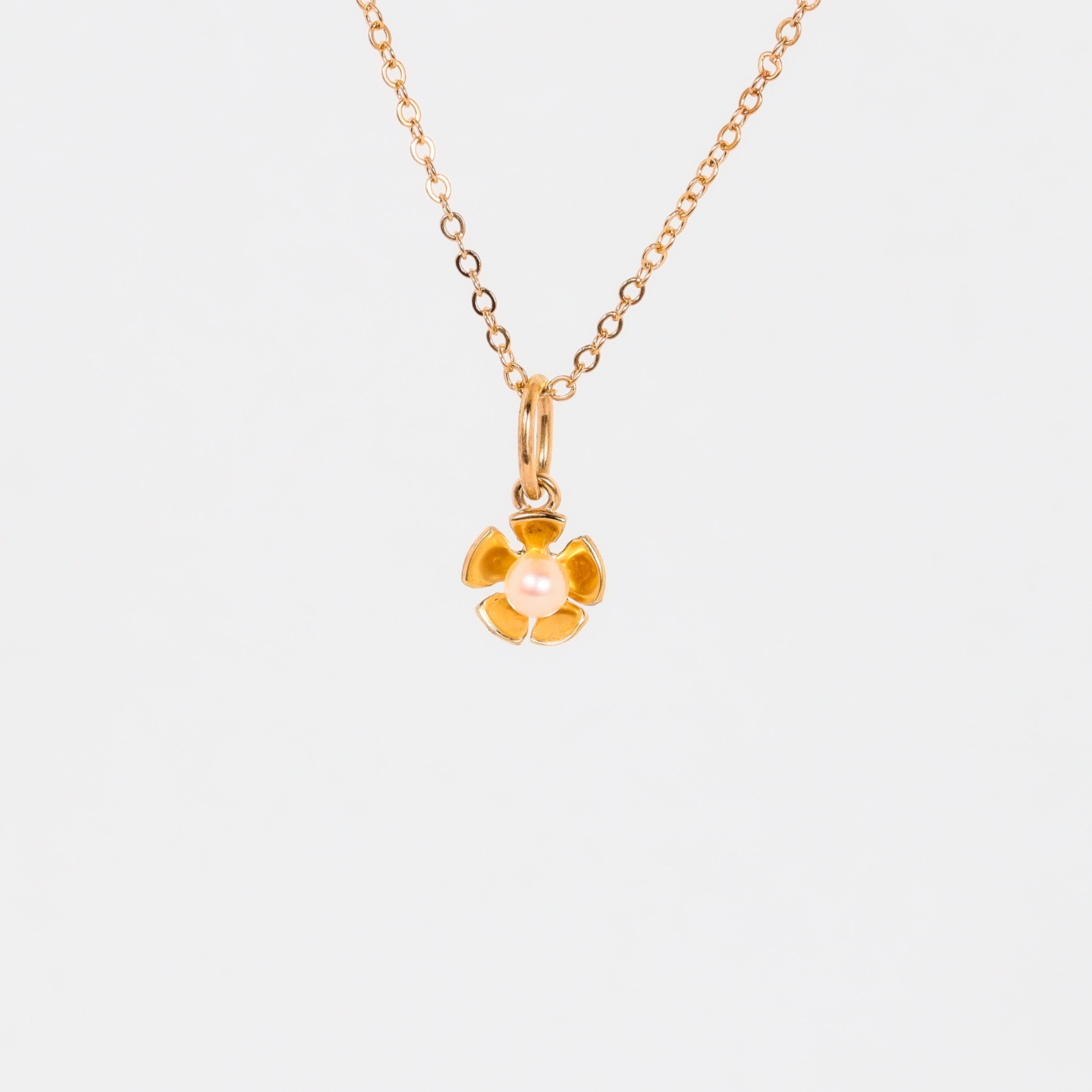 Leon Baker – Small Geraldton Wax Akoya Pearl Charm