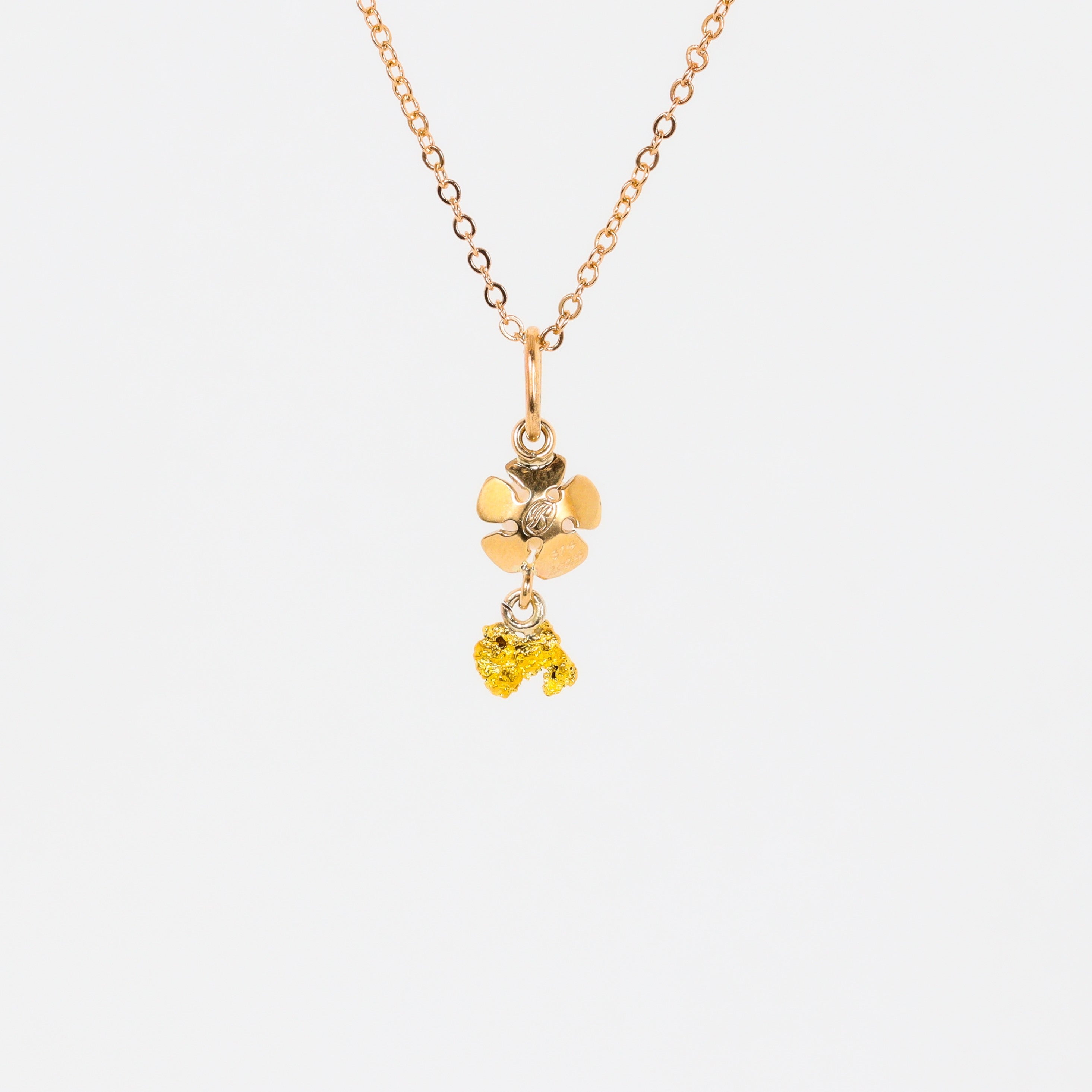 Leon Baker – Small Geraldton Wax Pearl & Nugget Charm