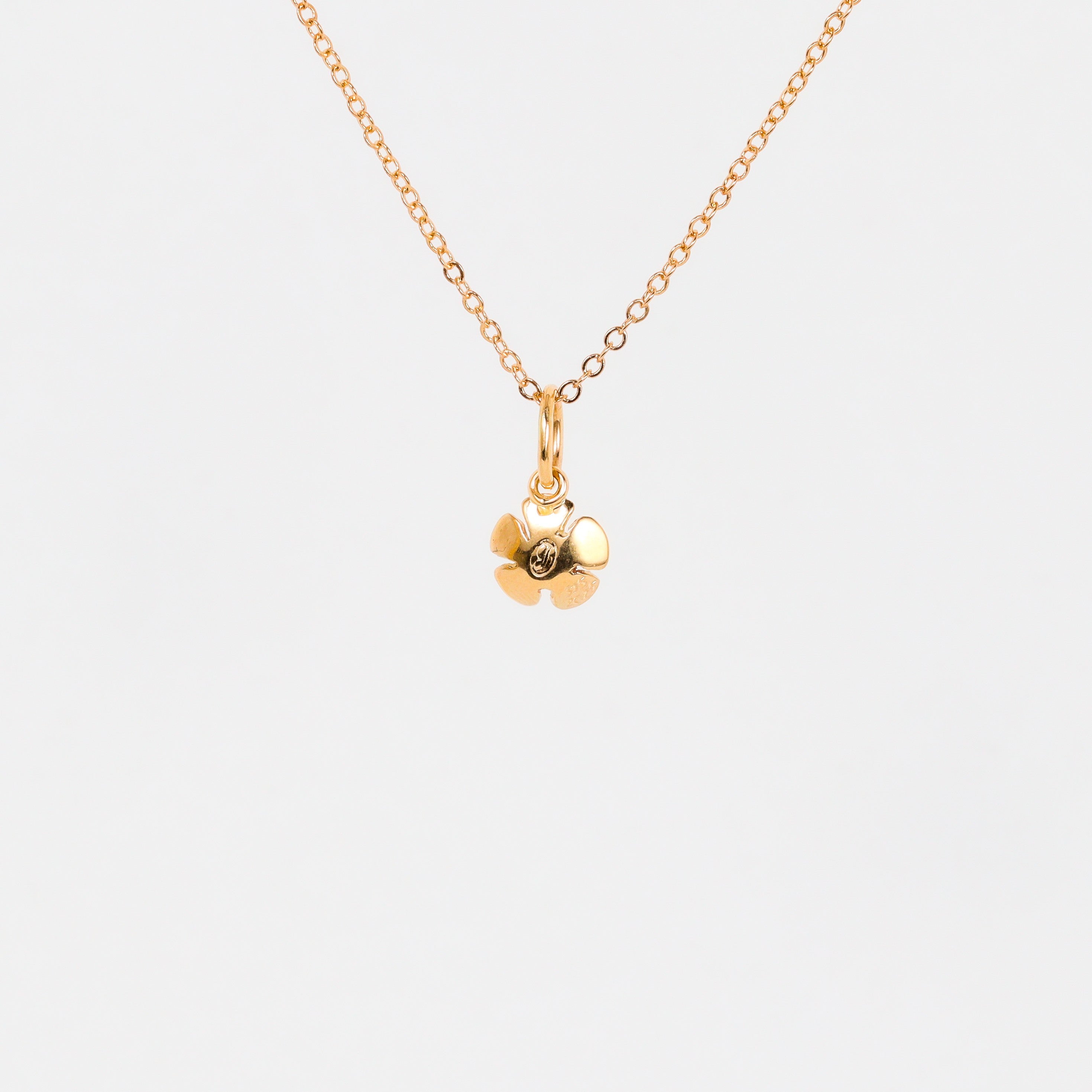 Leon Baker – Small Geraldton Wax Blue Sapphire Charm