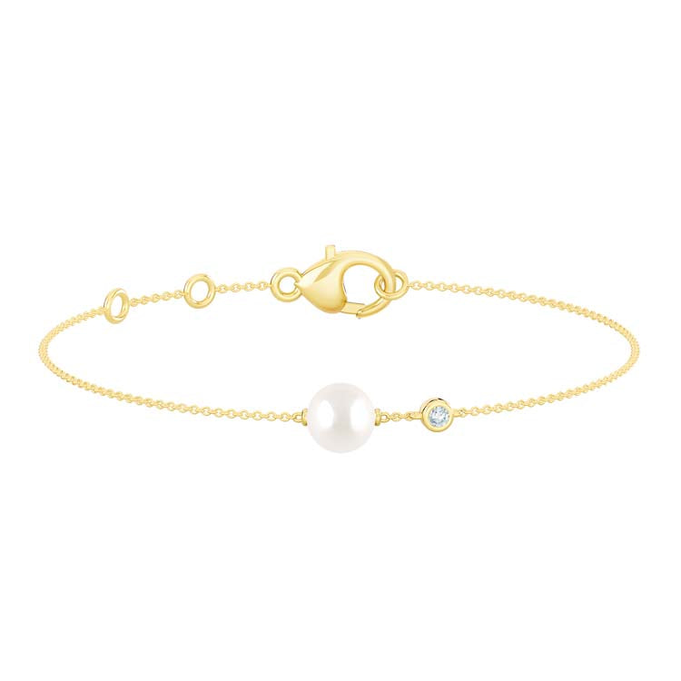 0.03ct Lab Grown Diamond Freshwater Pearl Bracelet in 9K Yellow Gold